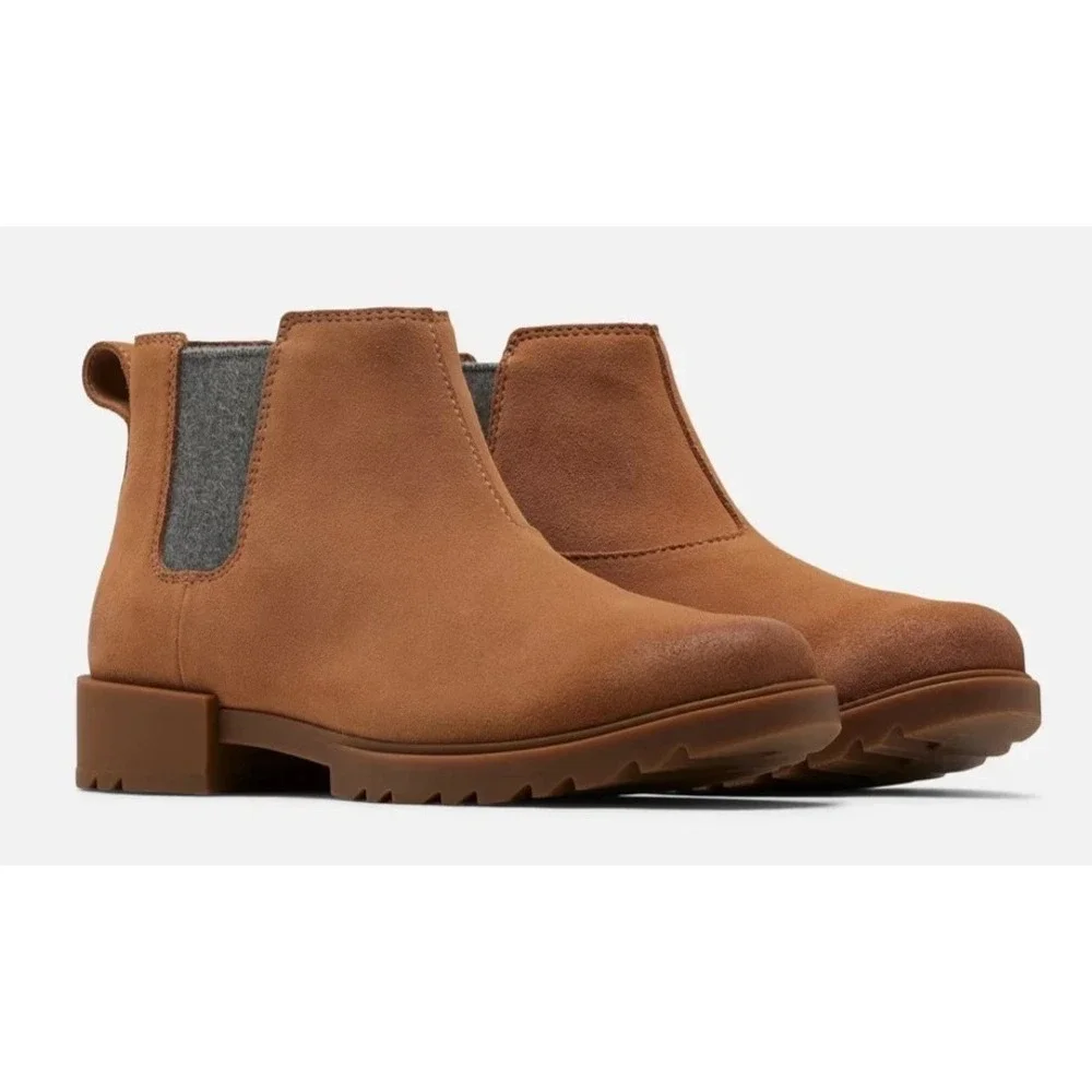 SOREL® Women's 6.5 EMELIE™ II Chelsea Waterproof Bootie in Dark‎ Moss/Gum - $140